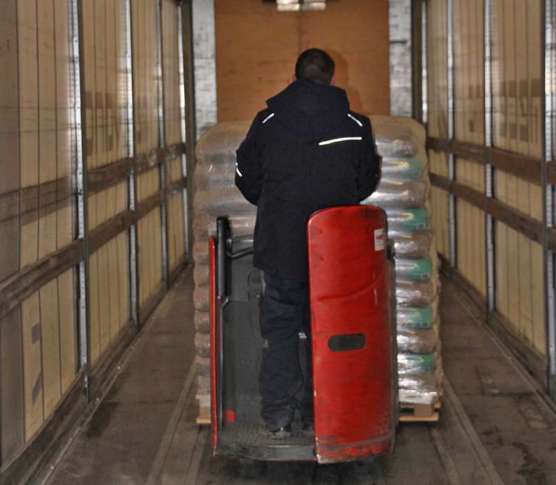 logistique-charegement-camion